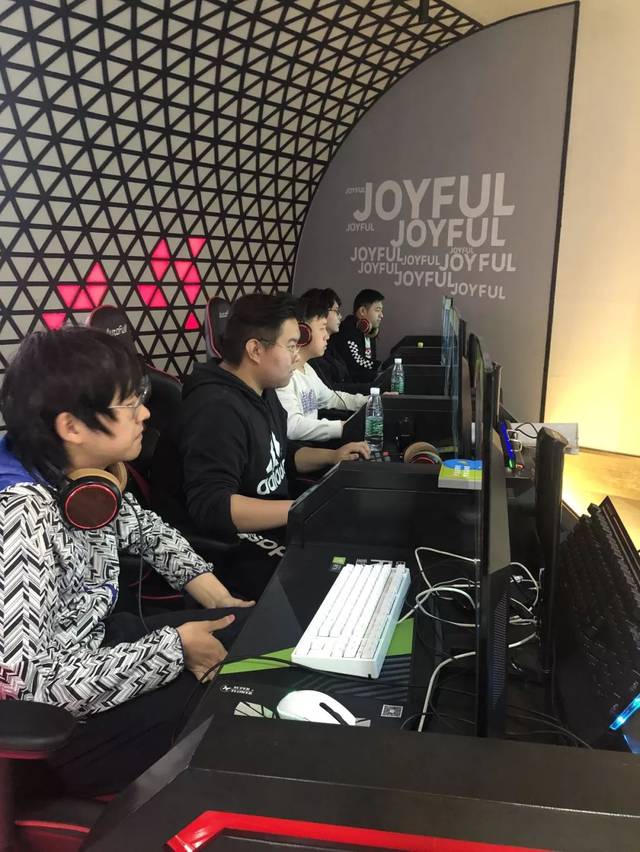 也显示出热 也显示出热