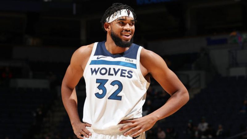 赛中全情投 赛中全情投