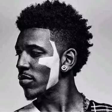 也暴露了拜